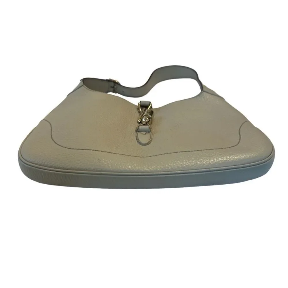 Gucci beiges leather Jackie bag with silver piston lock - Picture 5 of 13